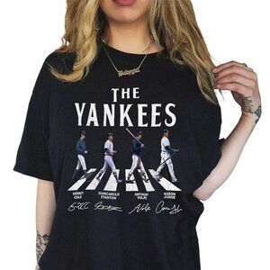 Yankees Walking Abbey Road Tee – Signature Style Baseball Shirt for Fans
